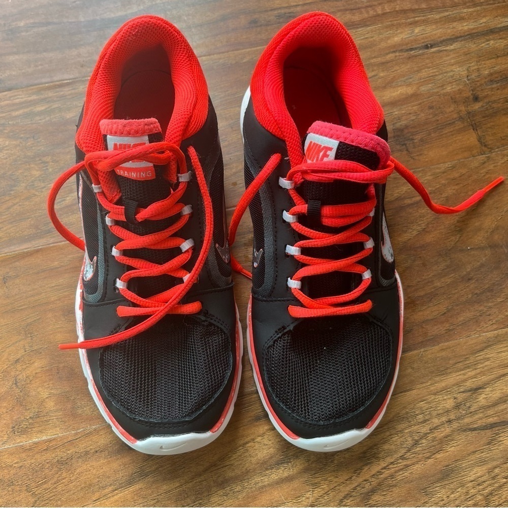 Nike Training Shoes Size 7 - Picture 2 of 8